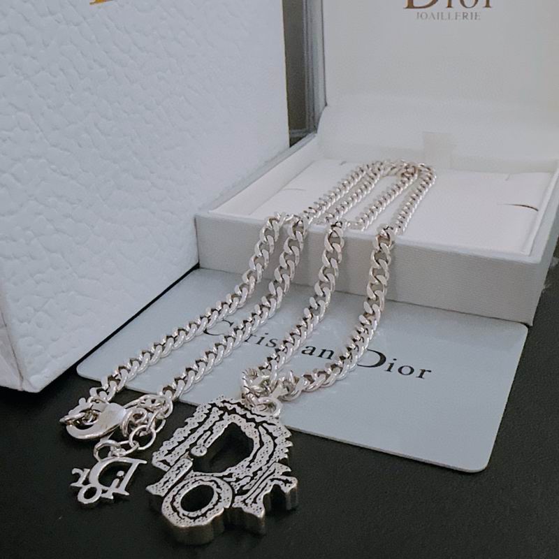 Dior Necklace 05lyr471